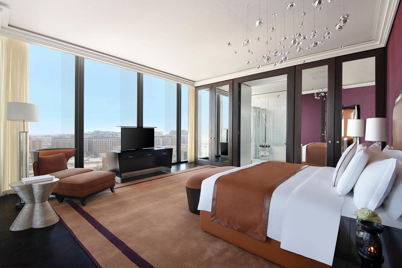 Banyan Tree Doha At La Cigale Mushaireb Екстер'єр фото A bedroom at the Mandarin Oriental, Munich
