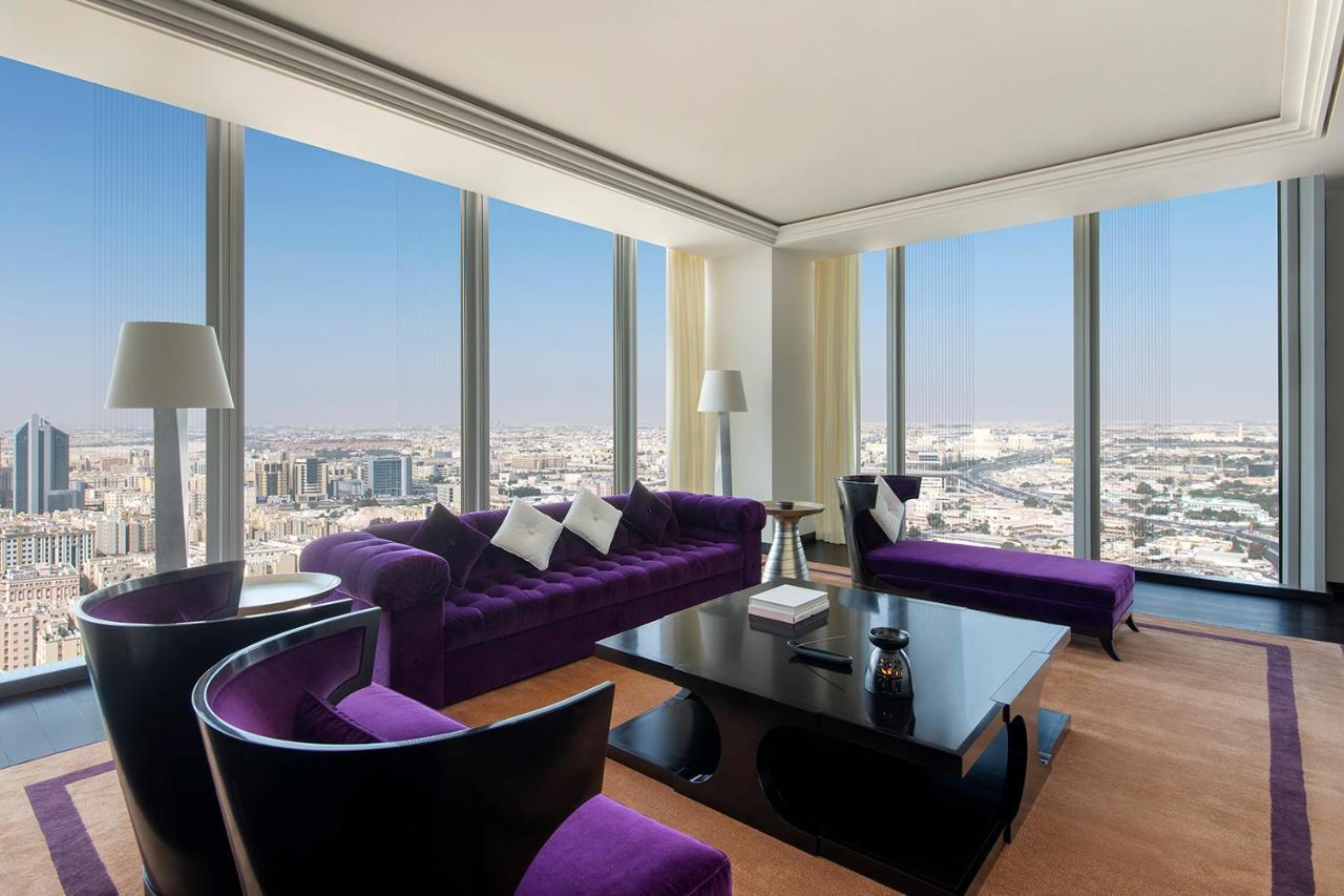 Banyan Tree Doha At La Cigale Mushaireb Екстер'єр фото A suite at the Ritz-Carlton, Riyadh